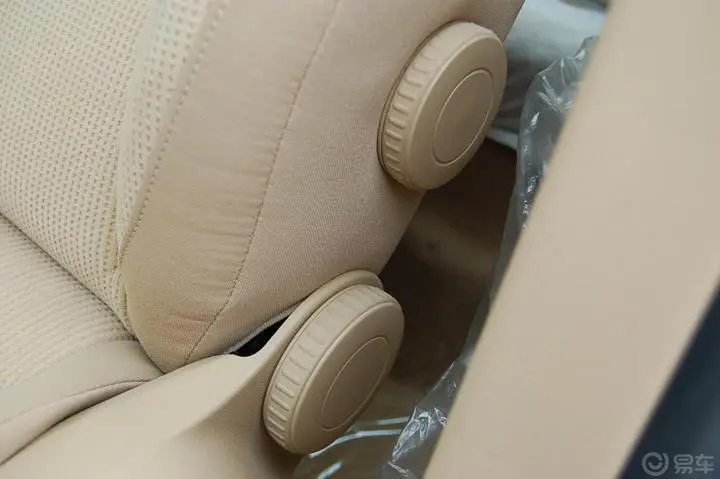 速腾2.0L/2V 手自一体舒适型座椅调节键