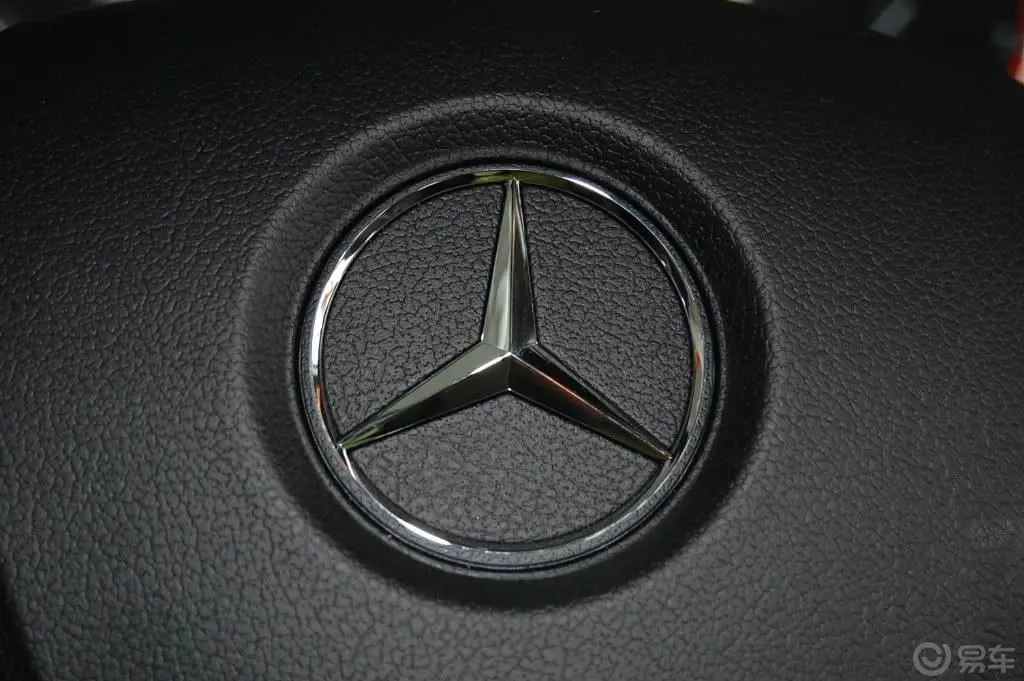 奔驰GLK级(进口)GLK 300 4MATIC 豪华型内饰