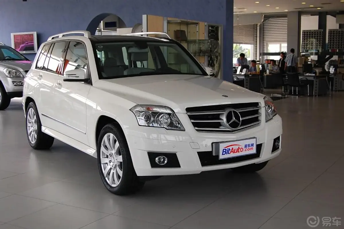 奔驰GLK级(进口)GLK 300 4MATIC 豪华型外观