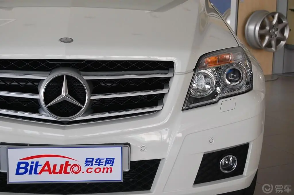 奔驰GLK级(进口)GLK 300 4MATIC 豪华型外观