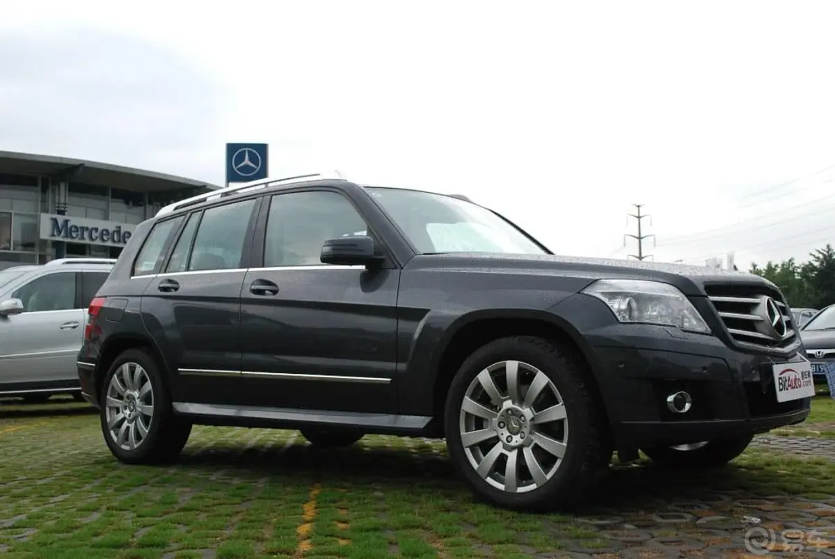 奔驰GLK级(进口)GLK 300 4MATIC 豪华型外观