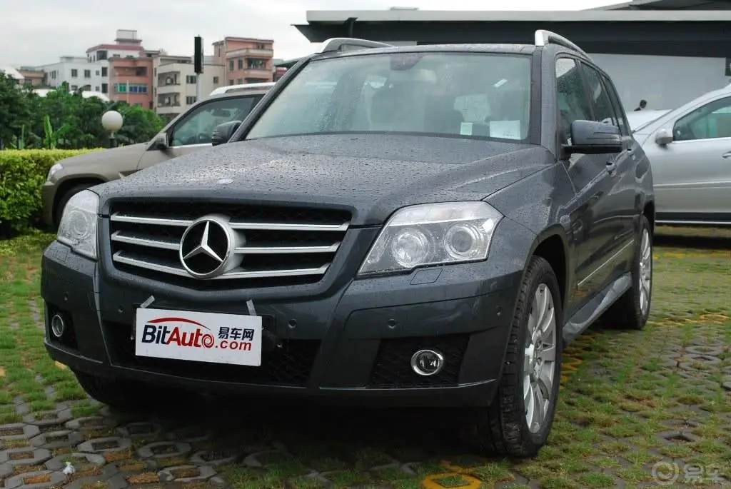 奔驰GLK级(进口)GLK 300 4MATIC 豪华型外观