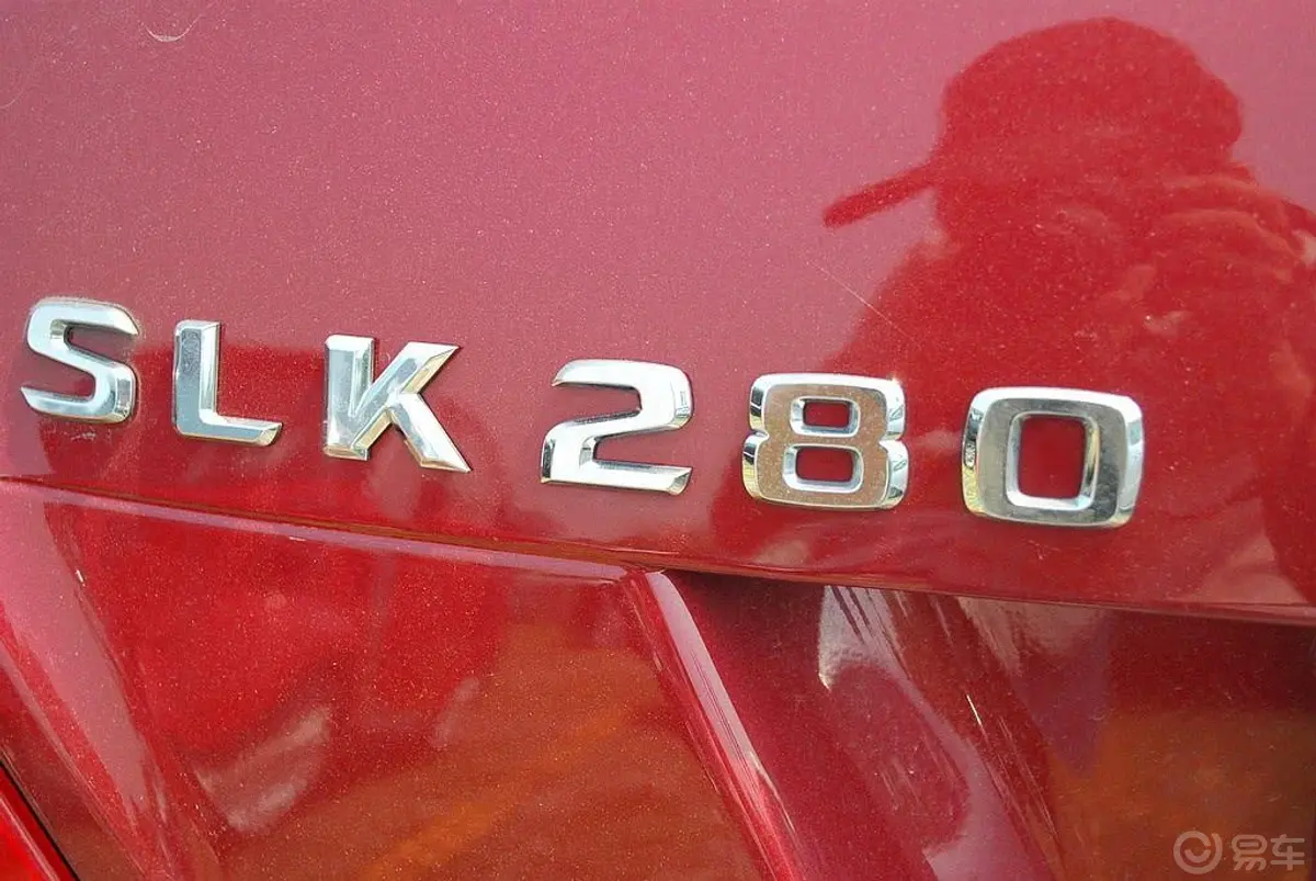 奔驰SLK级280外观