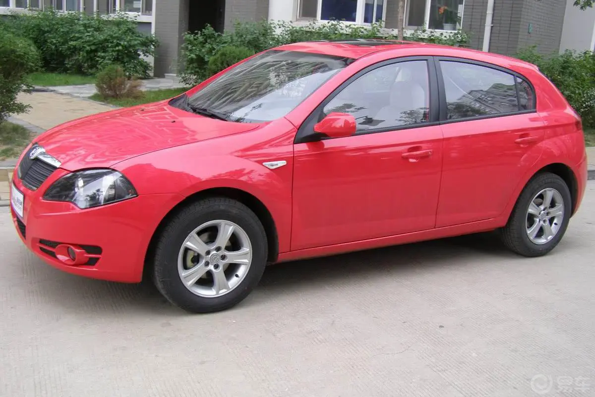 骏捷FRV1.3L MT 舒适型外观