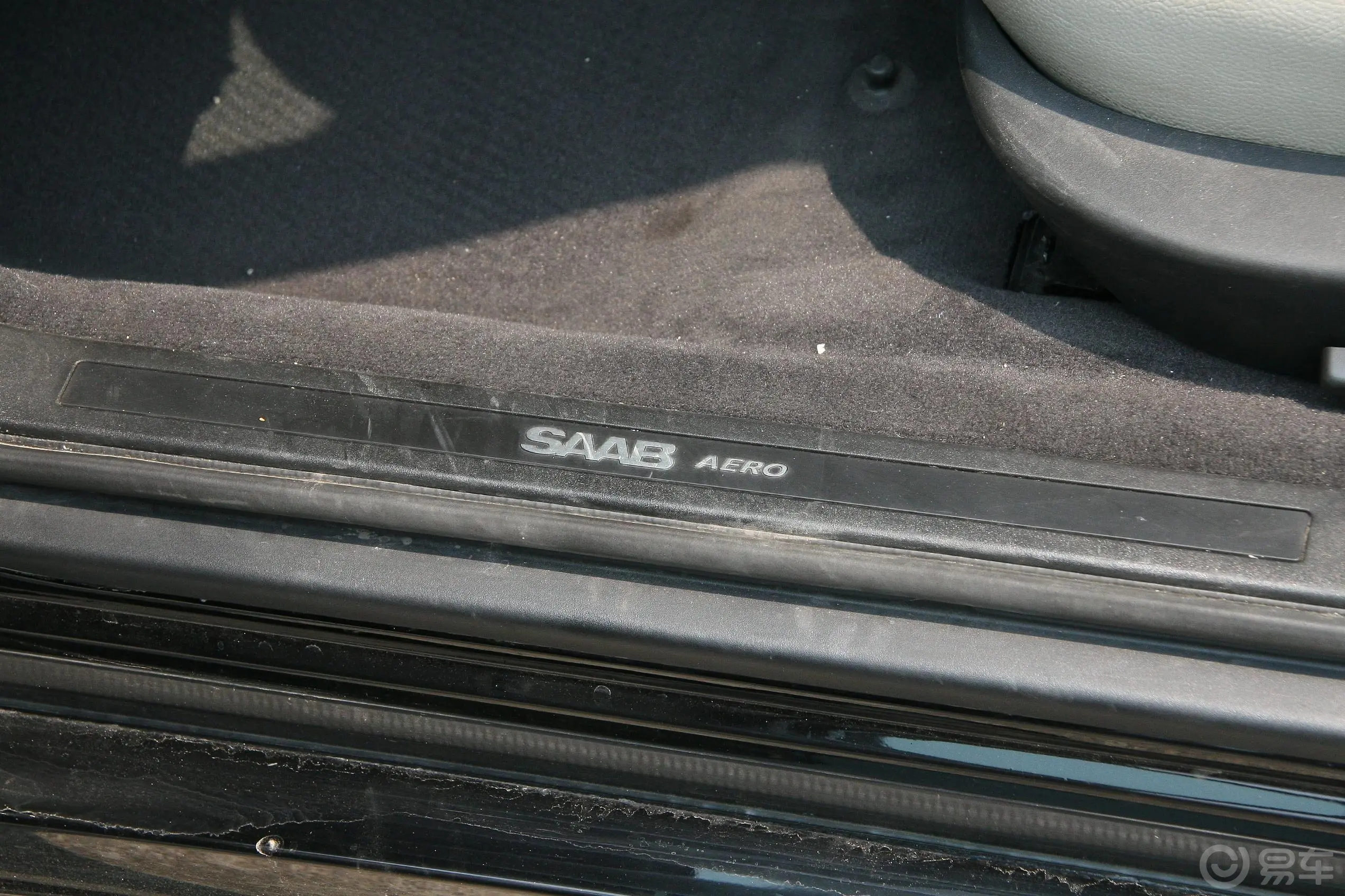 Saab 9-5Aero 2.3TS车门迎宾装饰板