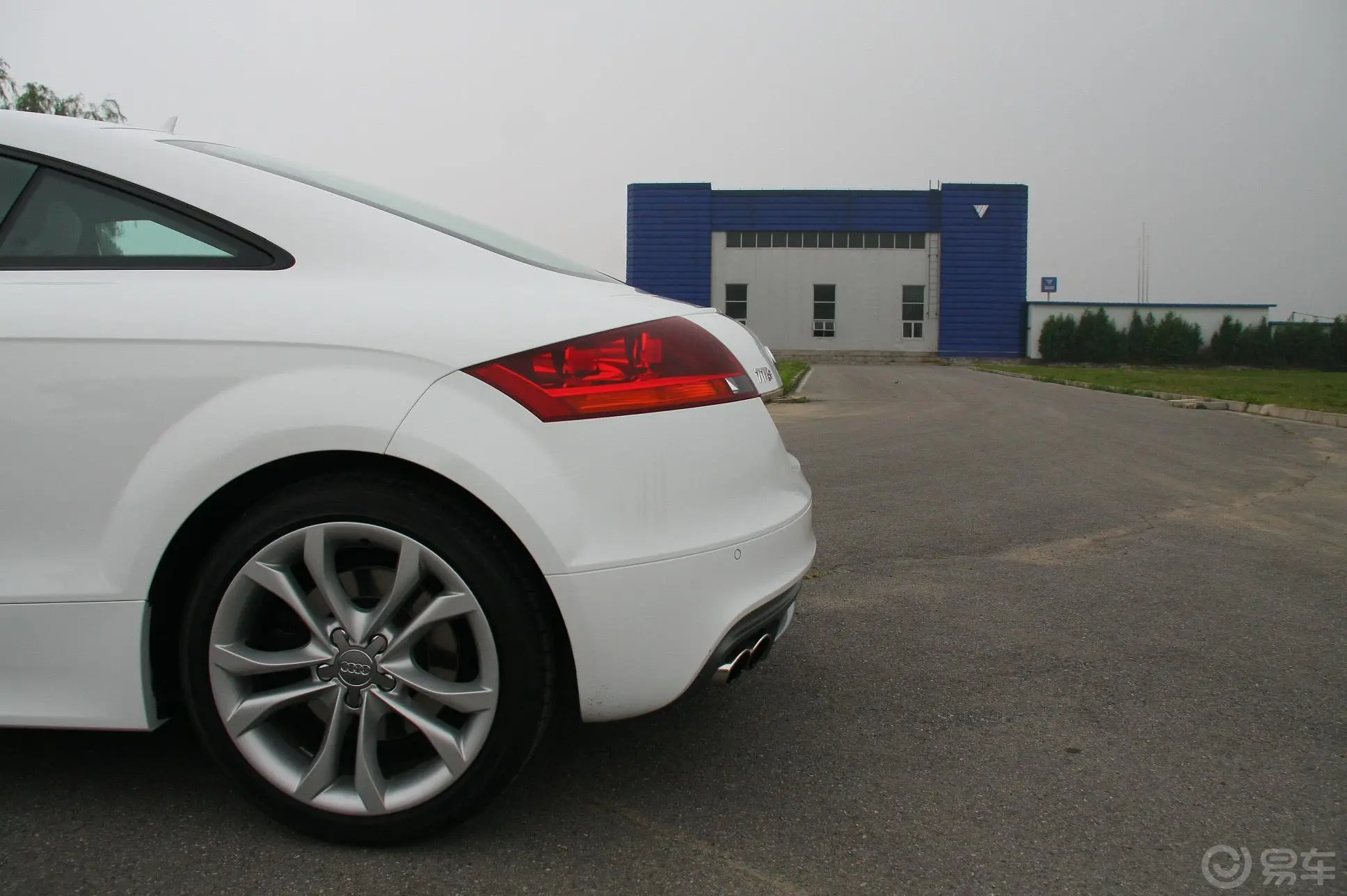 奥迪TTTTS Coupe 2.0 TFSI quattro S tronic外观