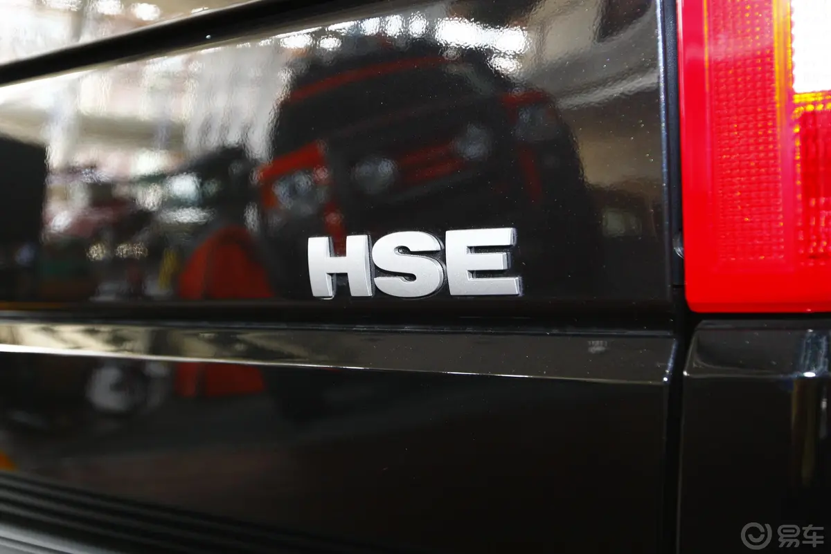 发现3 4.4 V8 HSE外观