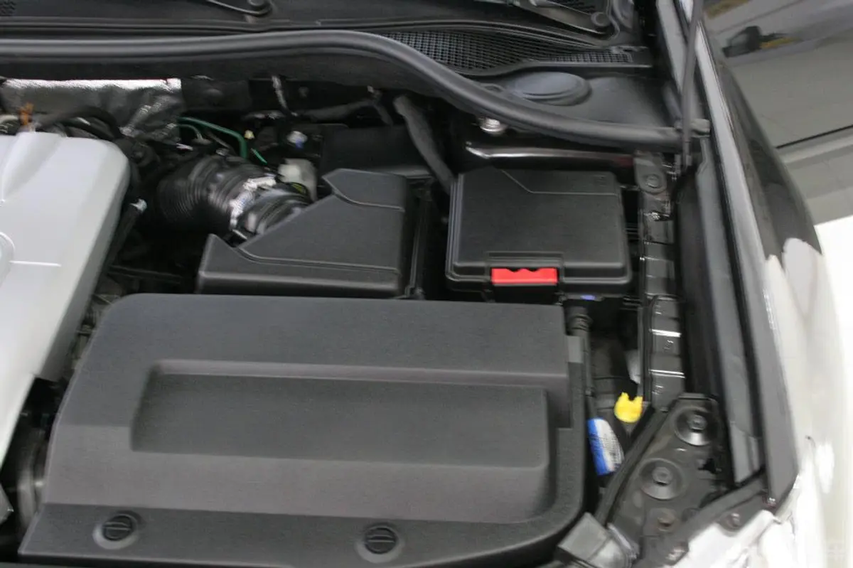 拉古那2.0T 170马力 6档手自一体内饰