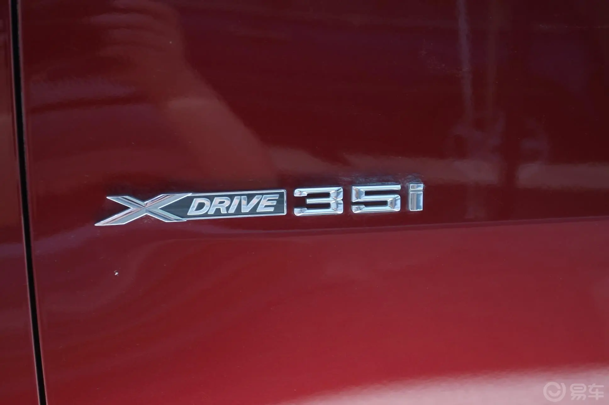 宝马X6xDrive35i 豪华型车侧标