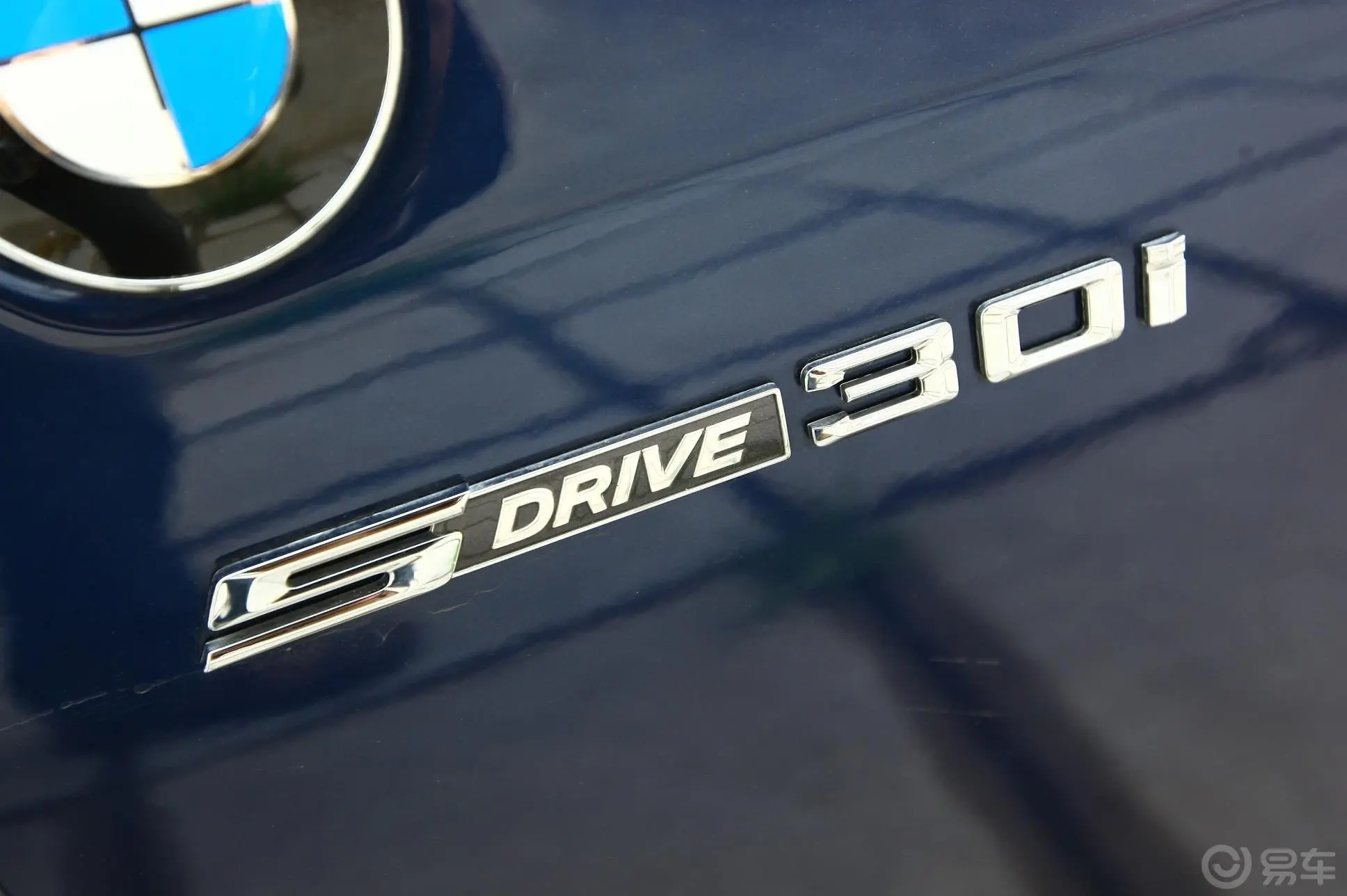 宝马Z4sDrive30i 锋尚型外观