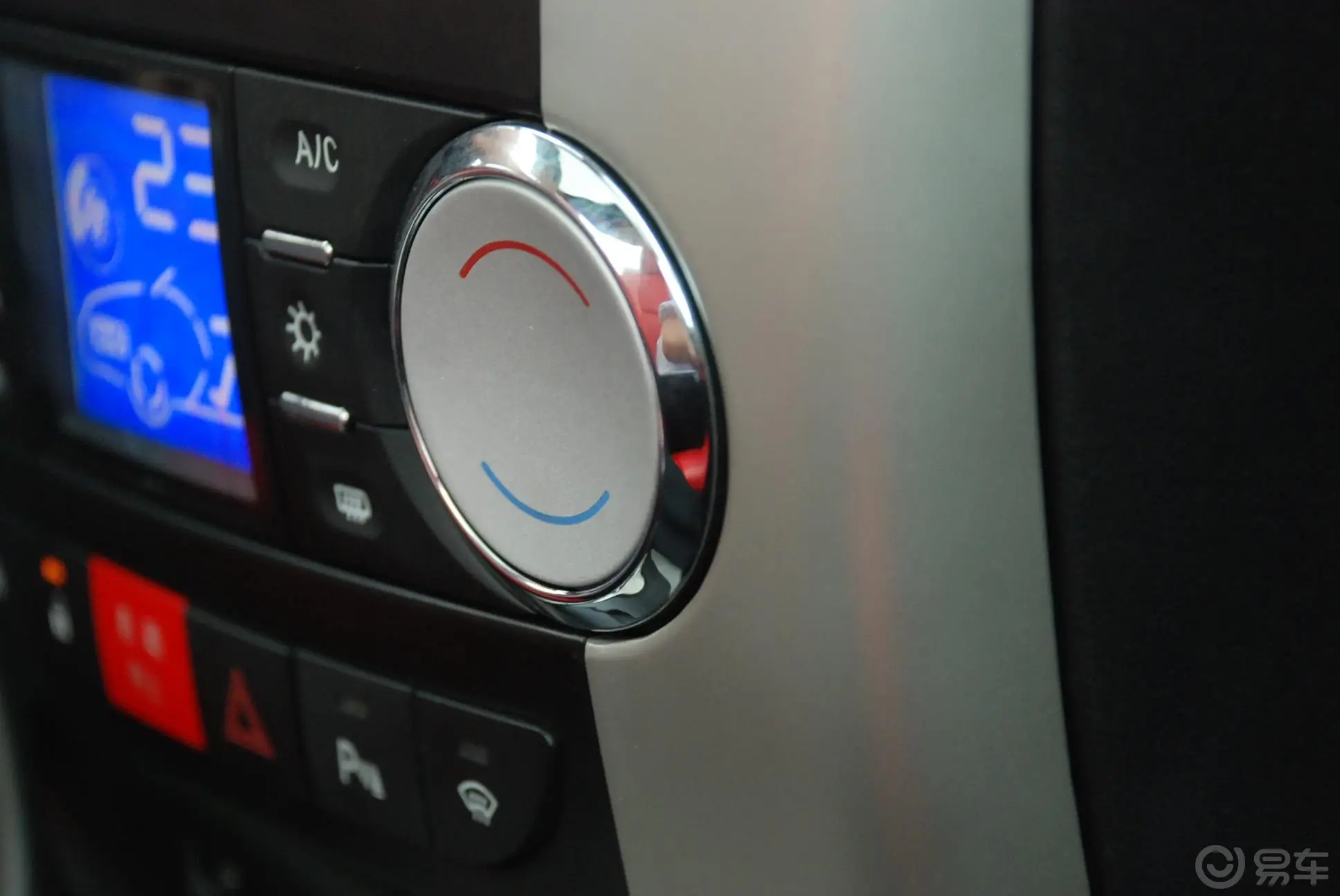 比亚迪S8尊贵型(自动)空调