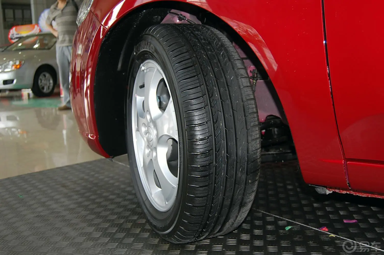 福瑞迪1.6L 自动 Premium轮胎花纹