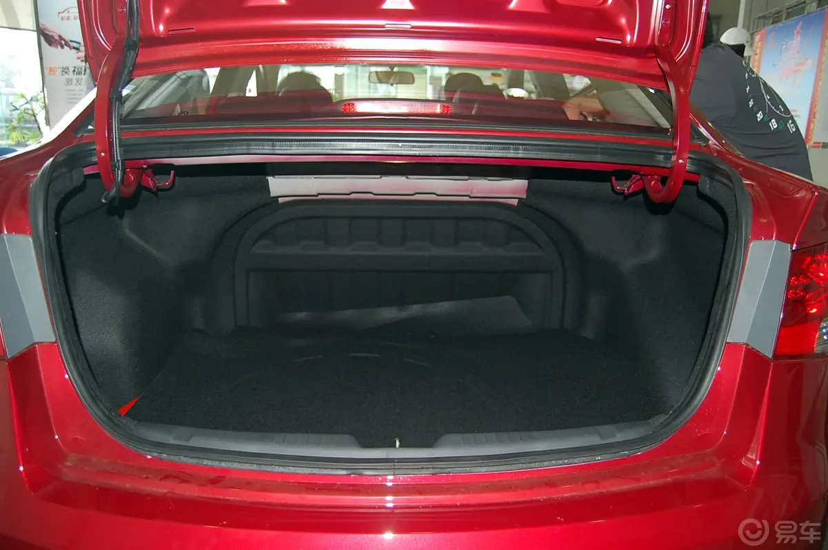 福瑞迪1.6L 自动 Premium行李箱空间