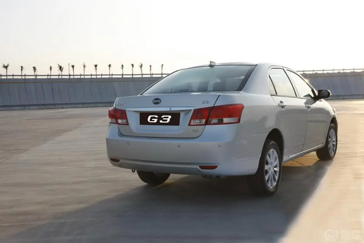 比亚迪G31.8L CVT 祺雅型GLX—i NAVI外观