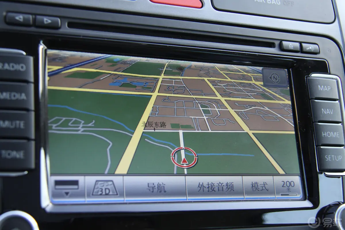 Tiguan2.0 TSI 豪华版中控台DVD屏幕导航界面