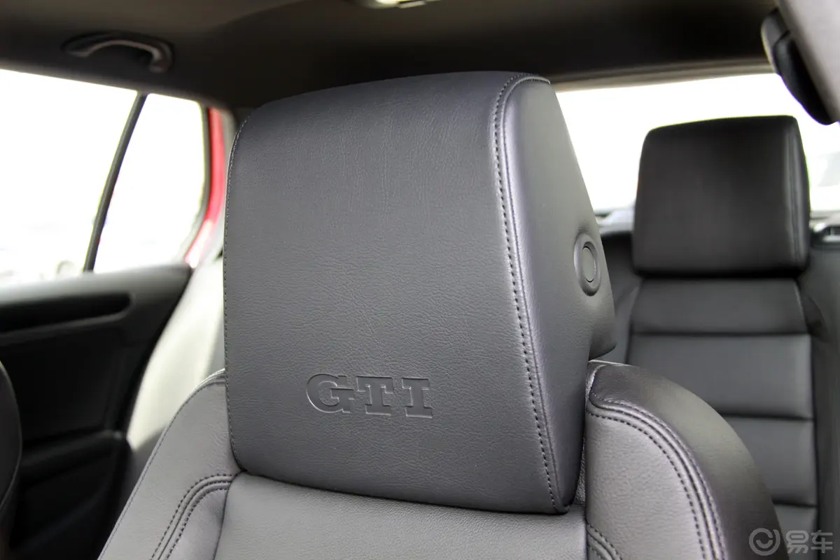高尔夫GTI 舒适版主动式头枕