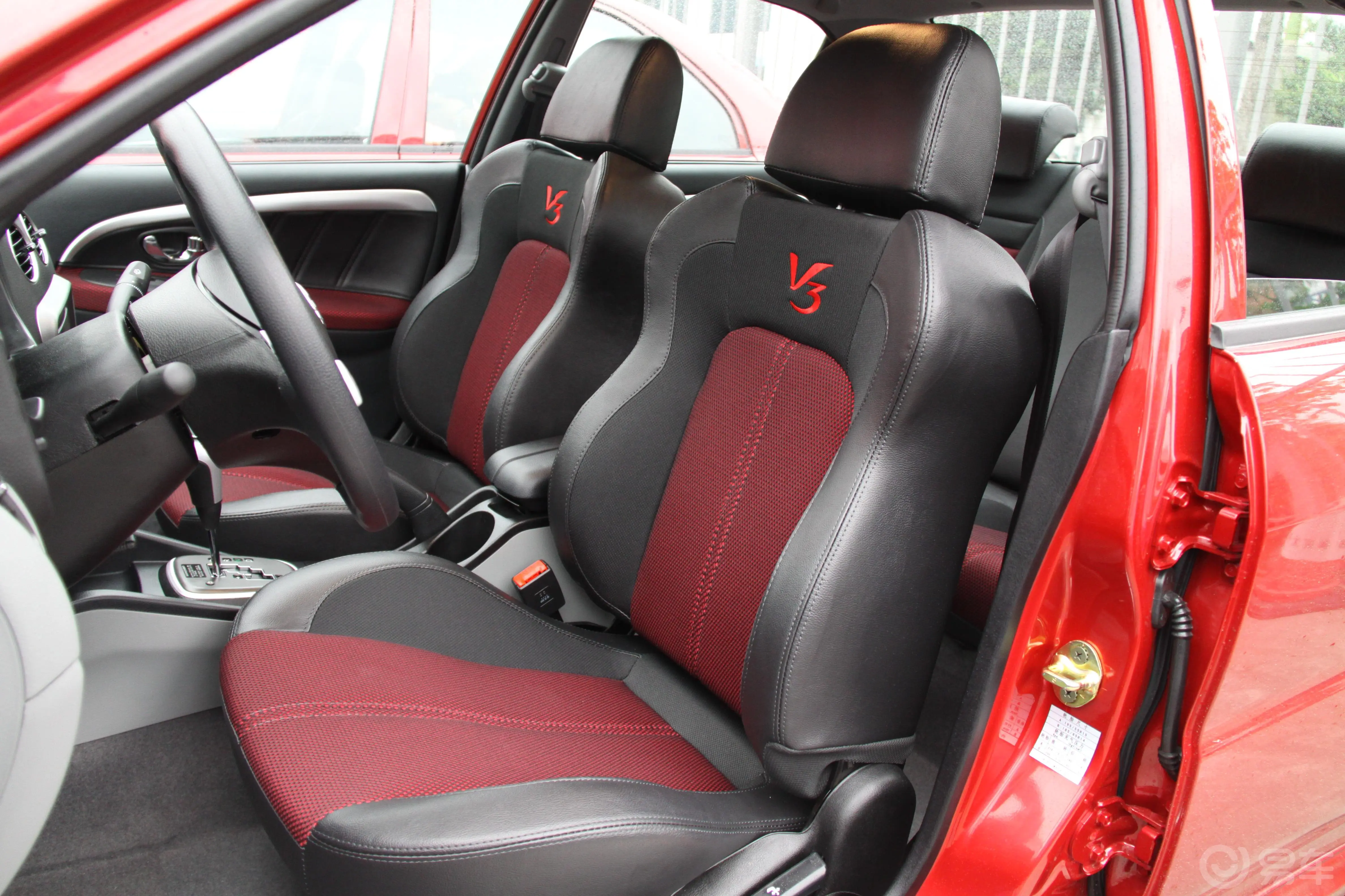 V3菱悦风采版 EXi CVT驾驶员座椅