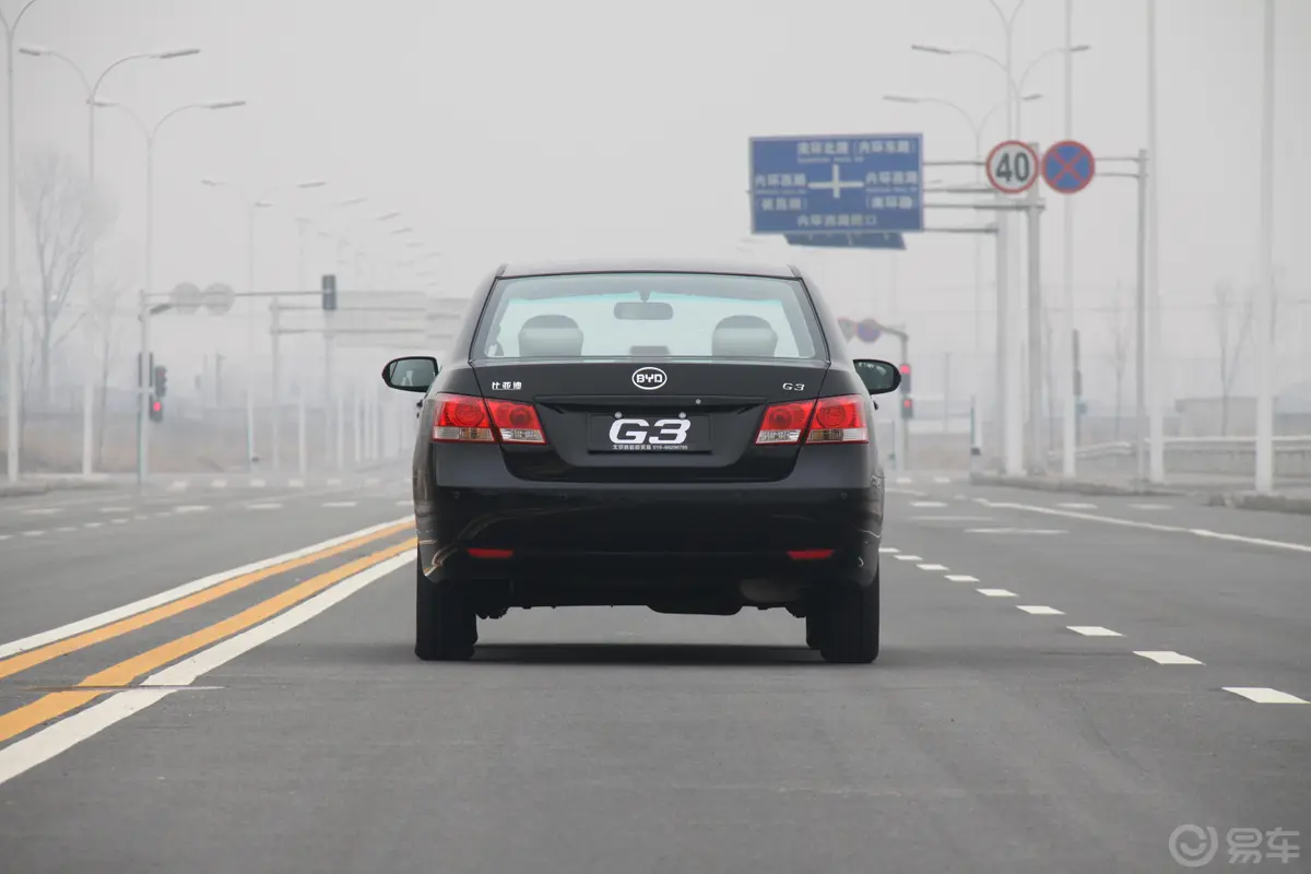 比亚迪G31.5L MT 鑫雅型外观