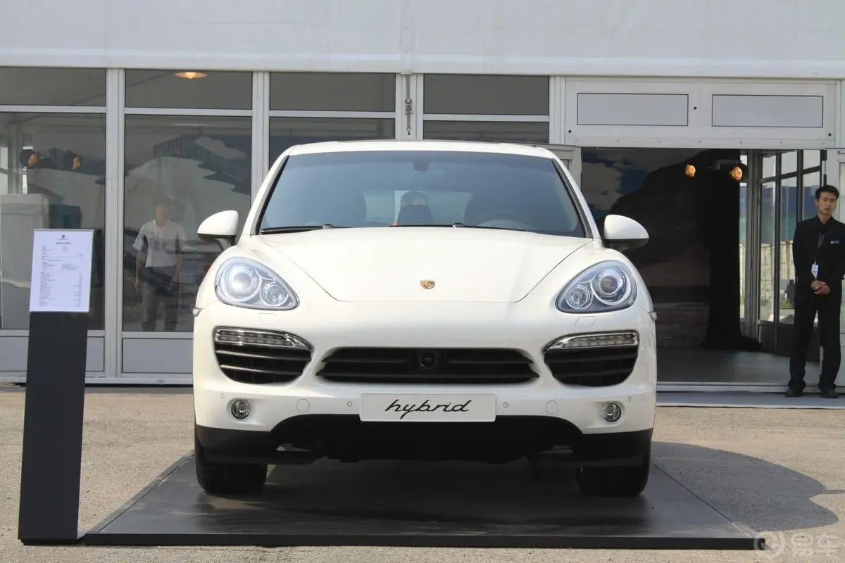 CayenneCayenne S Hybrid 3.0T外观