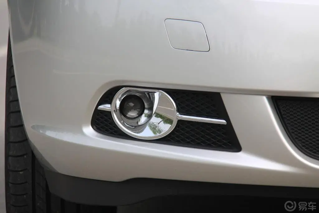 英朗GT 1.8L 自动豪华版雾灯