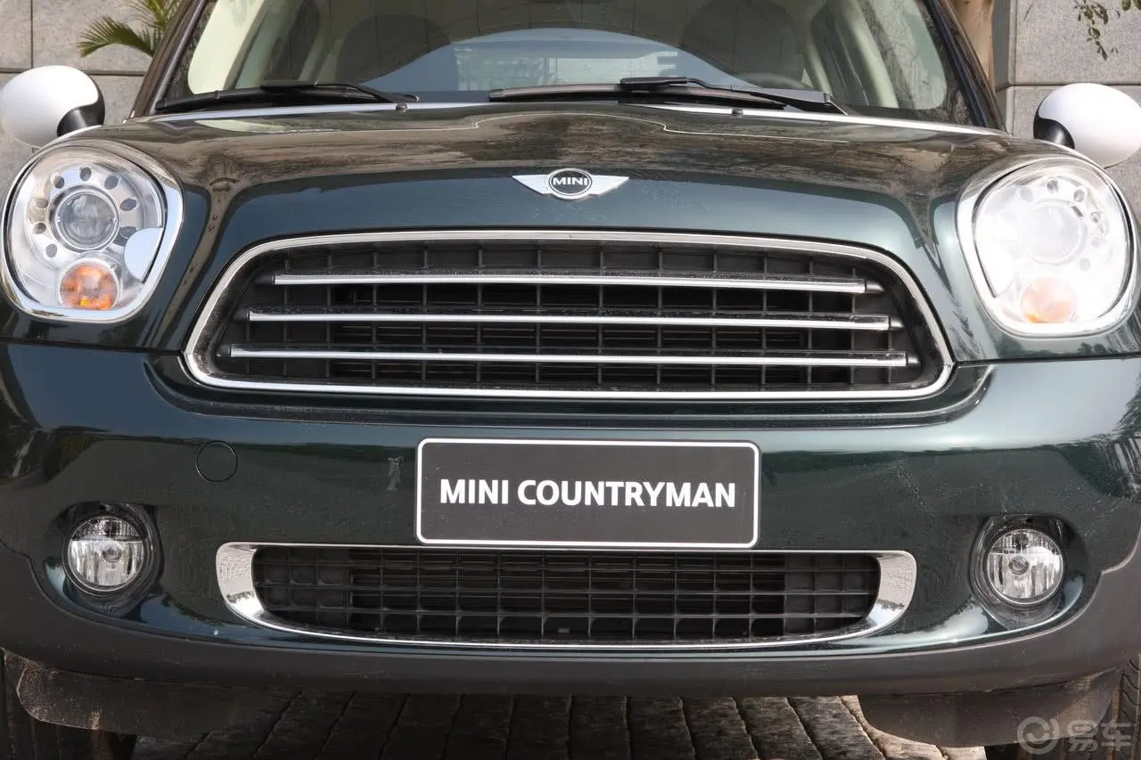 MINI COUNTRYMAN1.6L COOPER Excitement外观