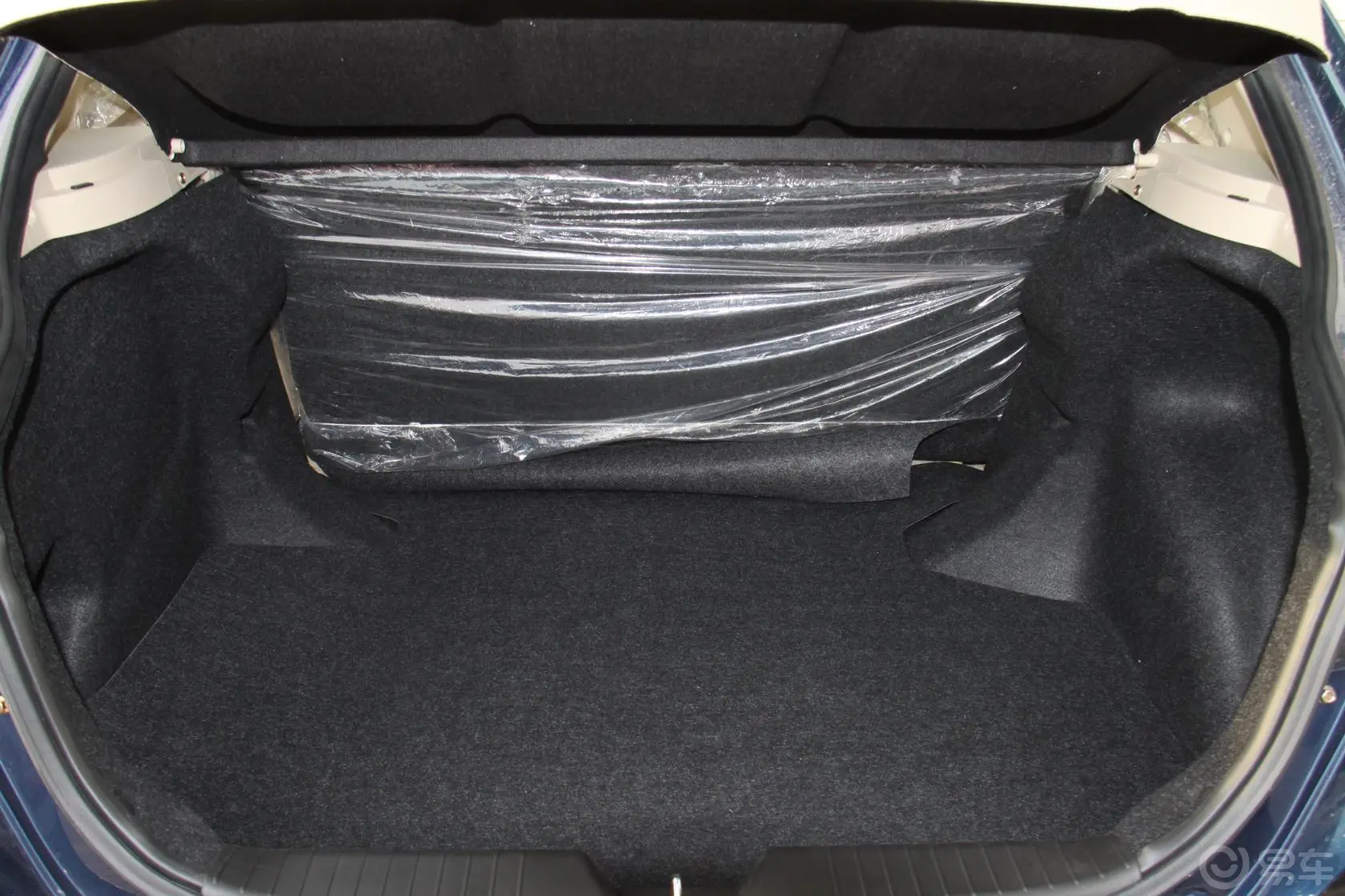 比亚迪F3R 1.5L 手动 舒适型行李箱空间