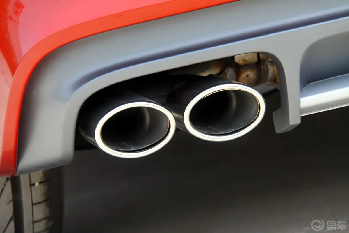 奥迪TTTTS Coupe 2.0 TFSI quattro S tronic排气管（排气管装饰罩）