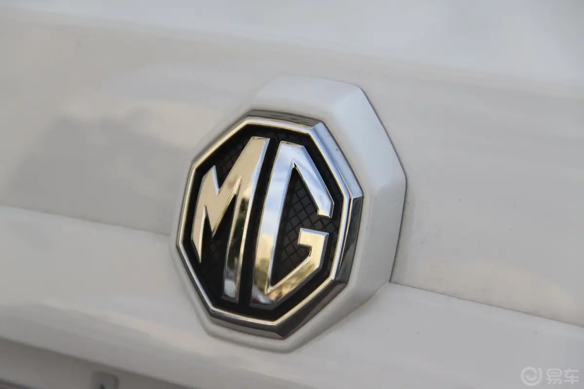 MG6Saloon 1.8T 自动 豪华版外观