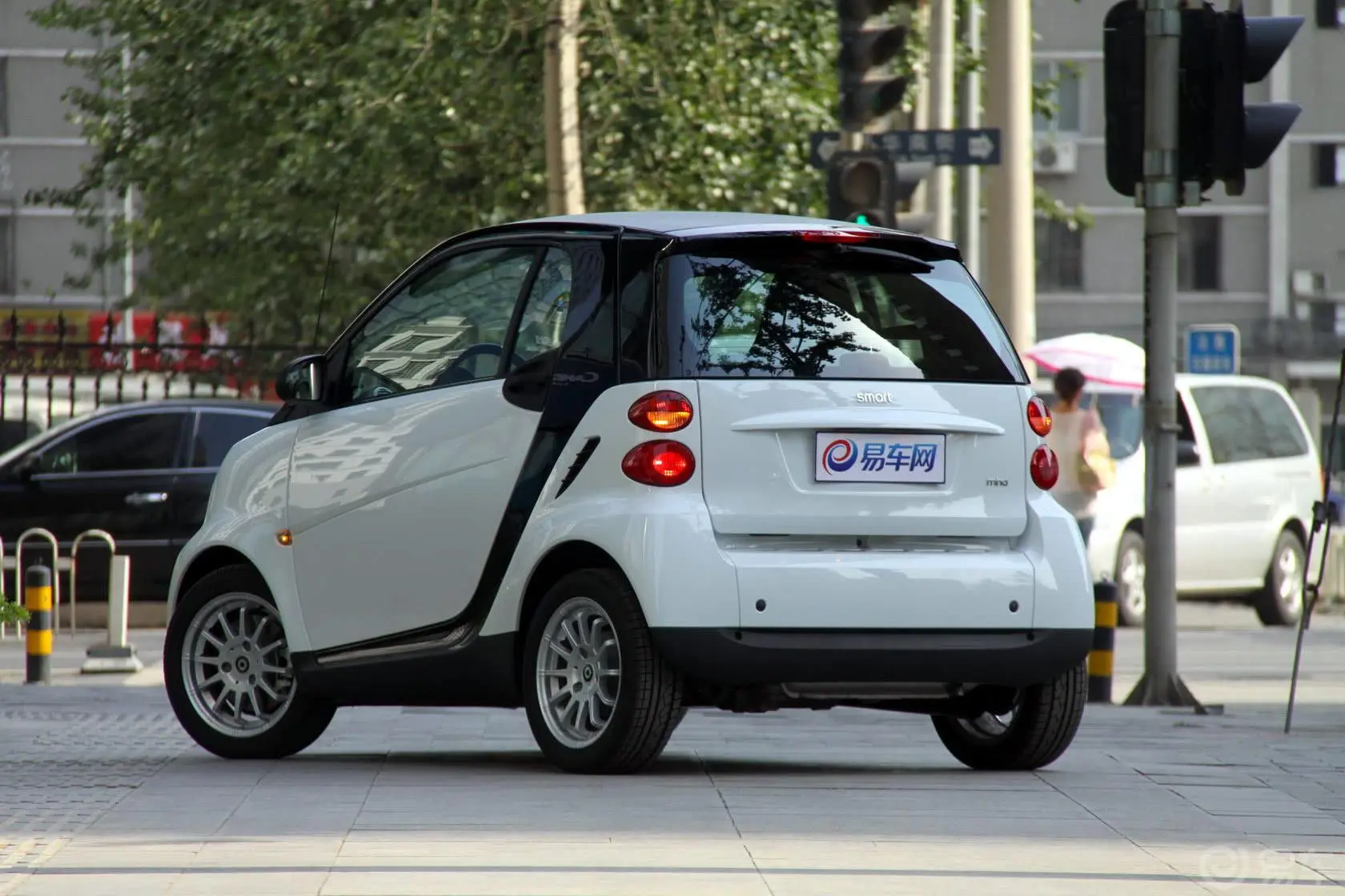 smart fortwo52kw mhd 硬顶 标准版外观