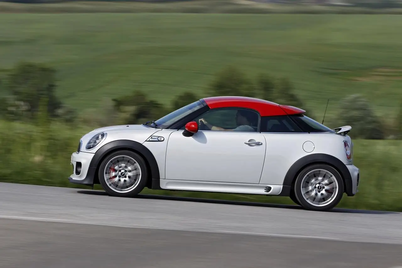 MINI JCW COUPE