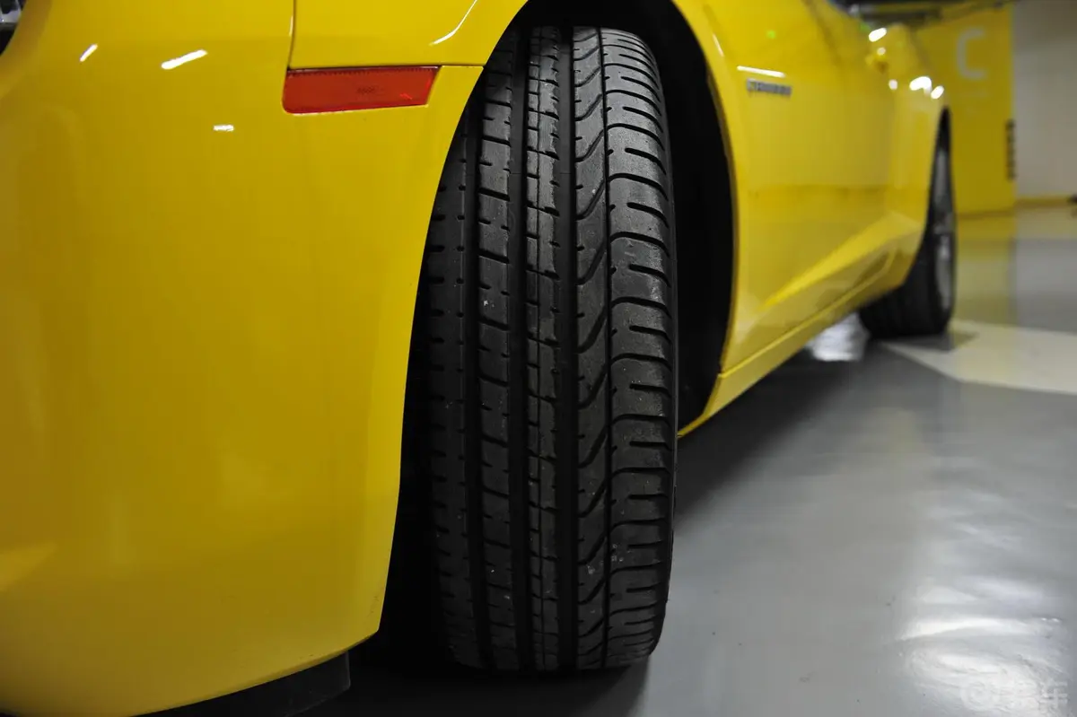 科迈罗3.6L 自动 传奇性能版轮胎花纹
