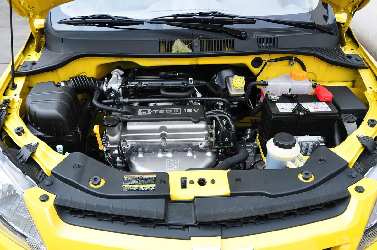 赛欧3两厢 1.4 SX MT 优逸版内饰