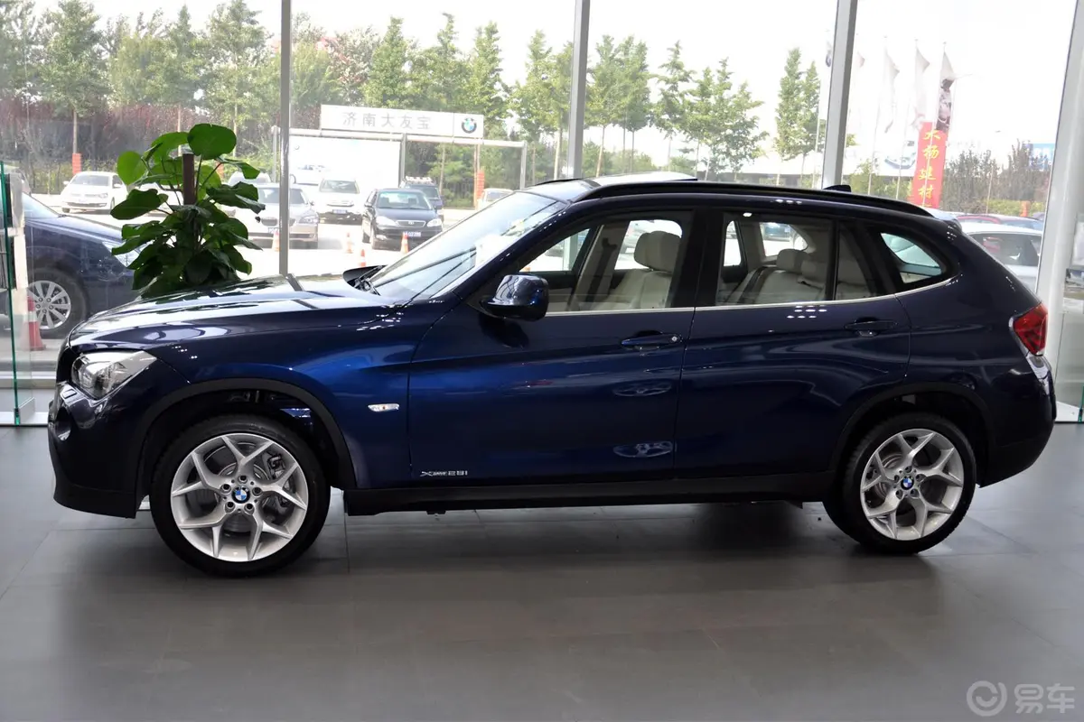 宝马X1(进口)xDrive28i外观