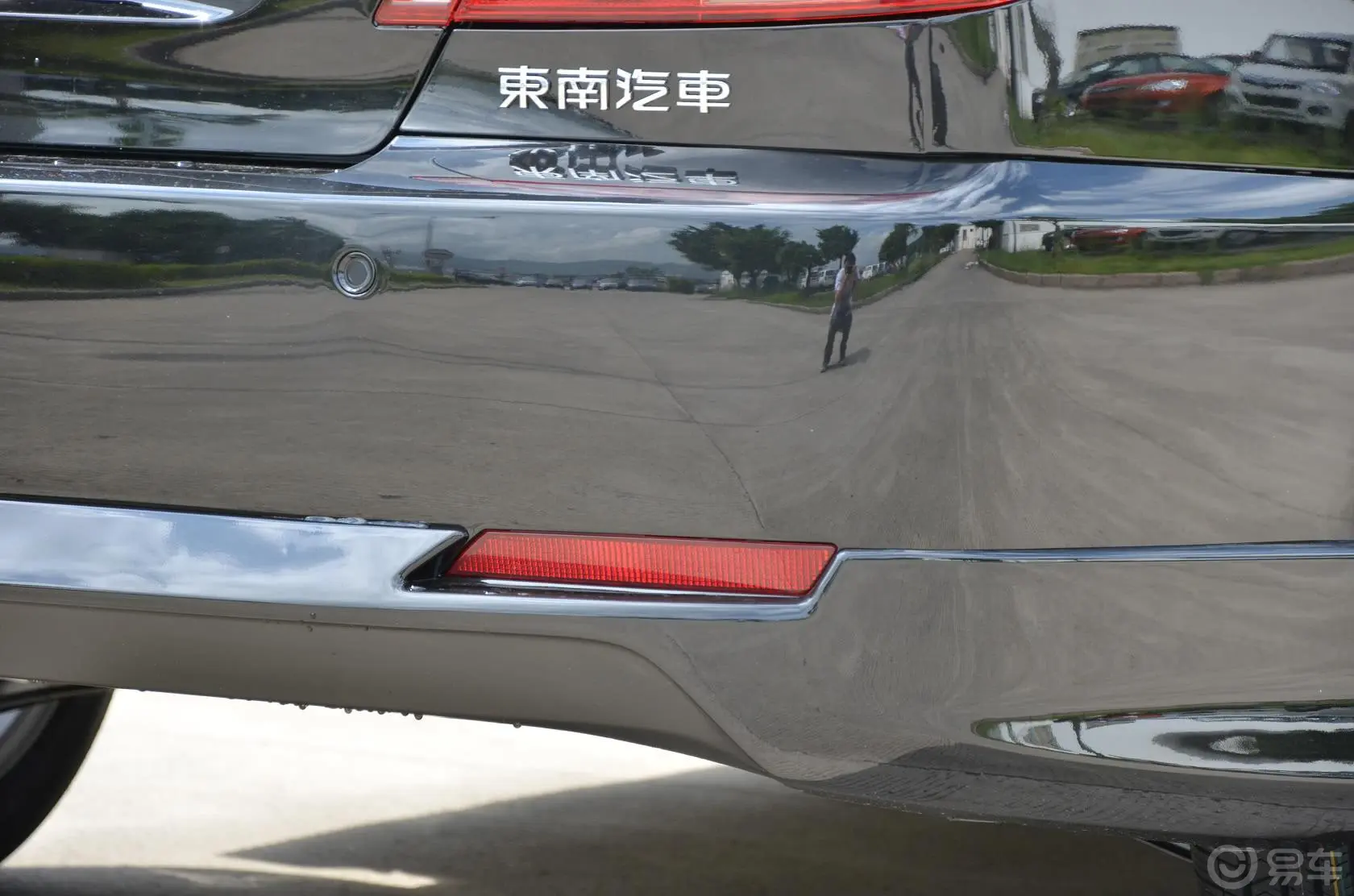 蓝瑟1.6L MT SEI舒适运动型外观