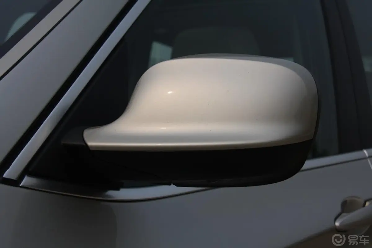 宝马X3(进口)xDrive35i 豪华型后视镜转向灯（前）
