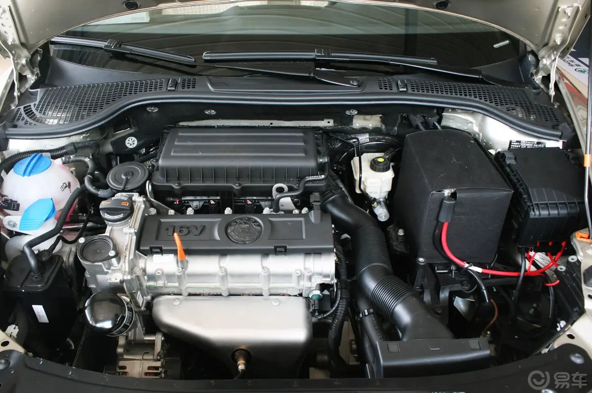 明锐1.6L 16V 手动 逸俊版内饰