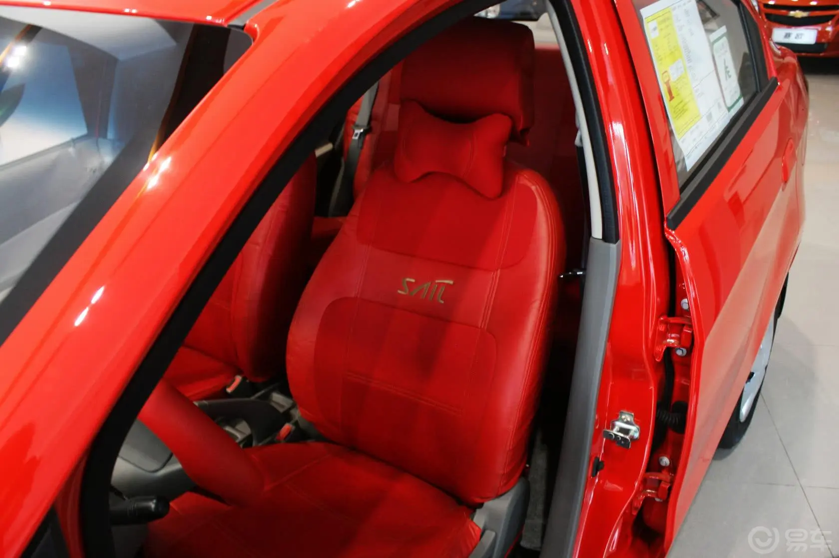赛欧3三厢 1.4L EMT 幸福版驾驶员座椅