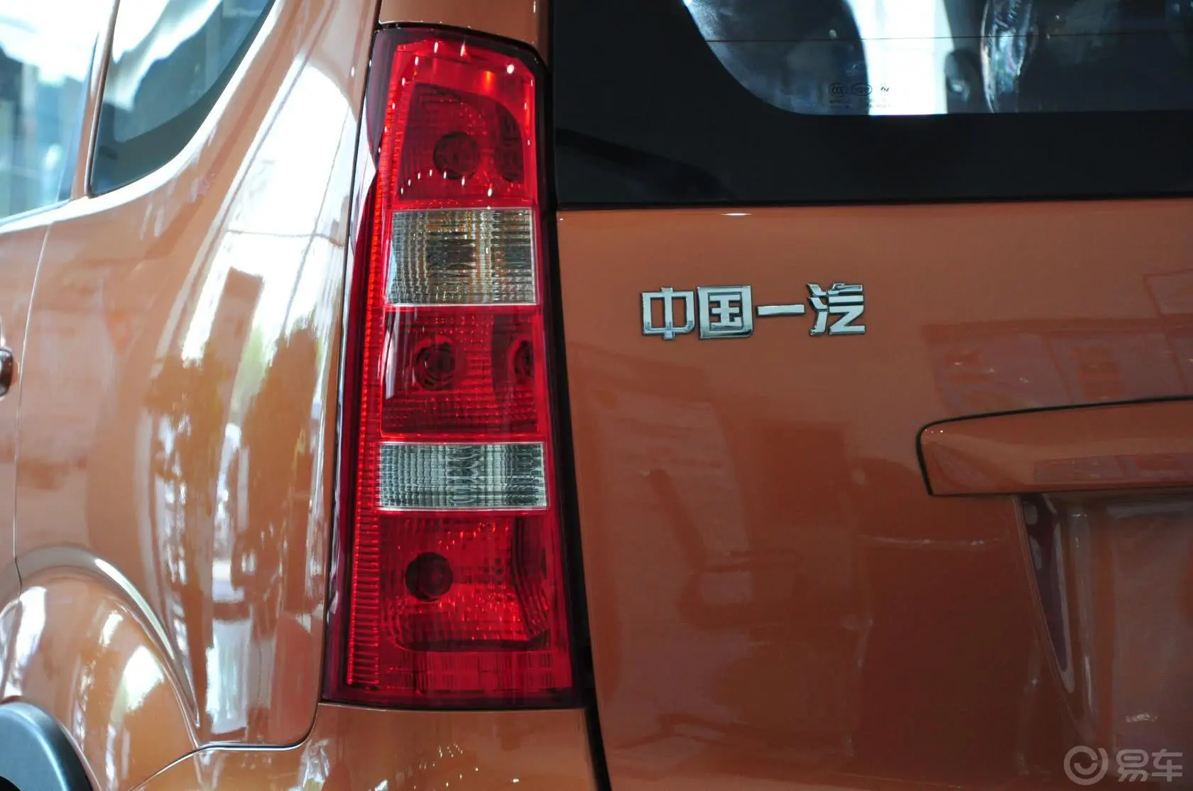 森雅S801.3L舒适型 7座 国四外观