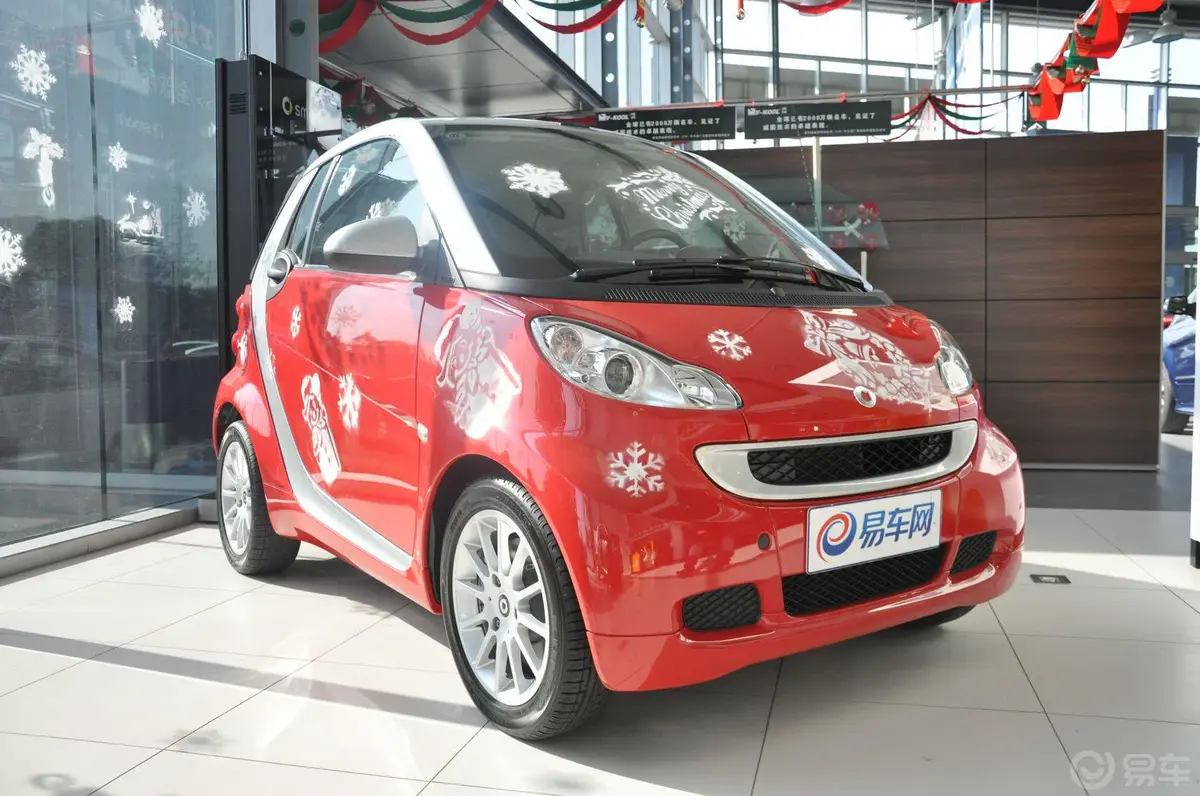 smart fortwo52kw mhd 敞篷 激情版外观