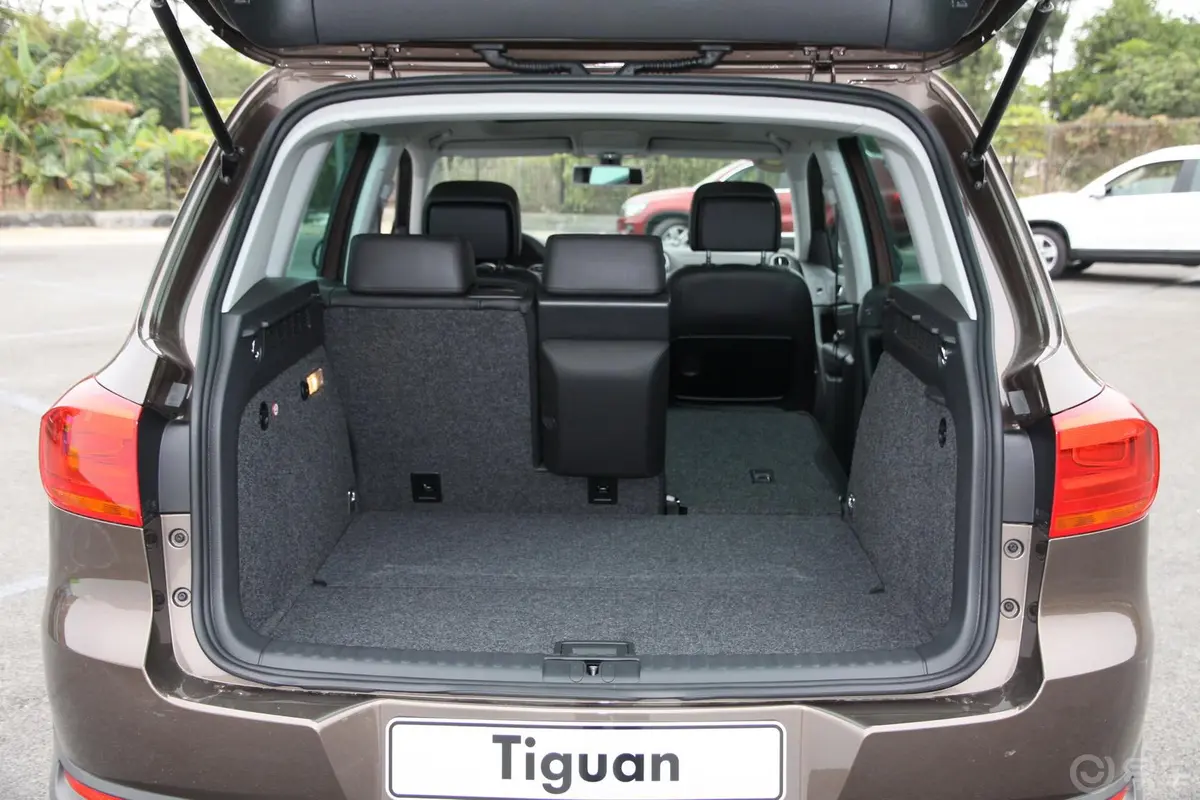 Tiguan2.0 TSI 豪华版空间