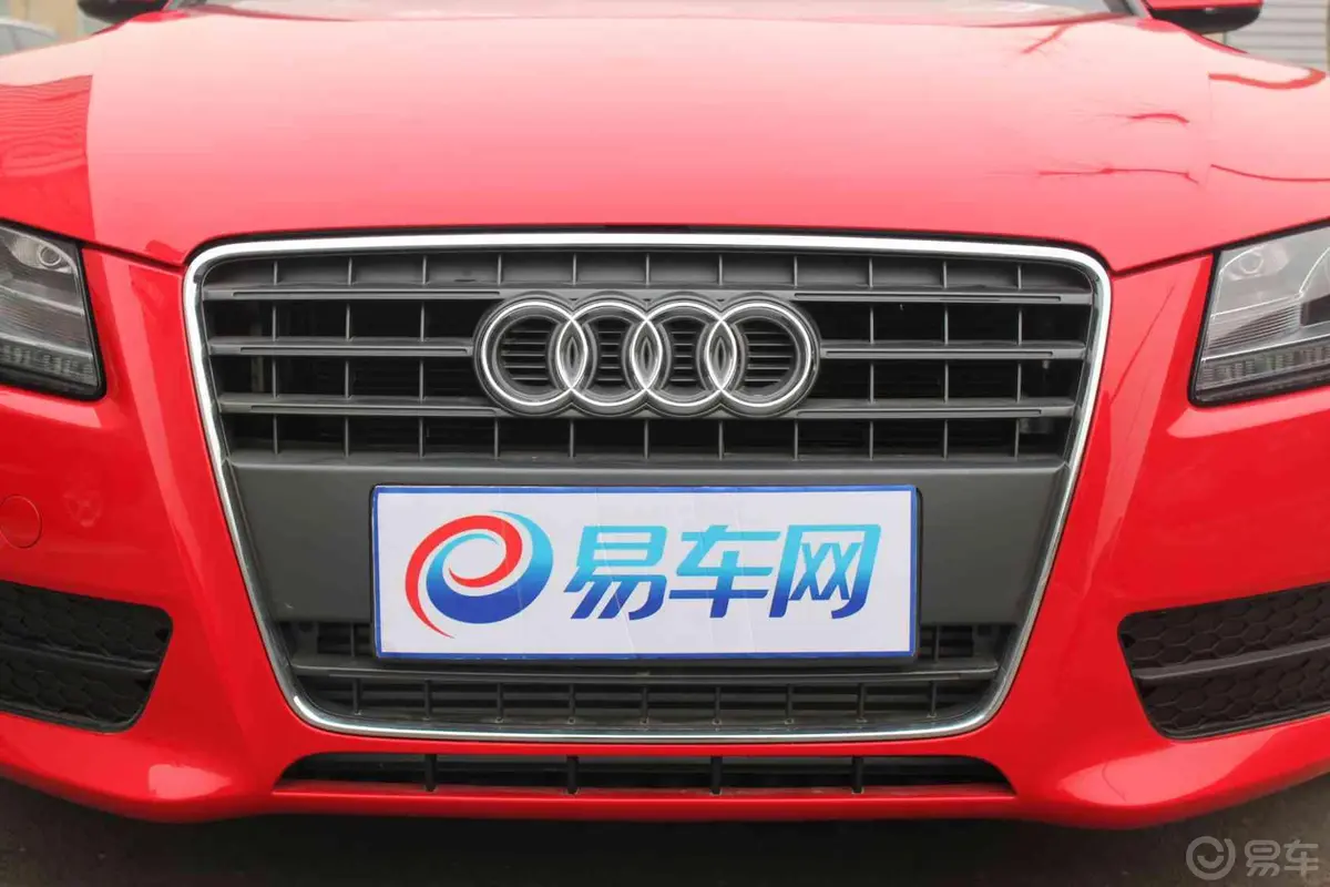 奥迪A5Sportback 2.0T 舒适型 CVT无级变速外观