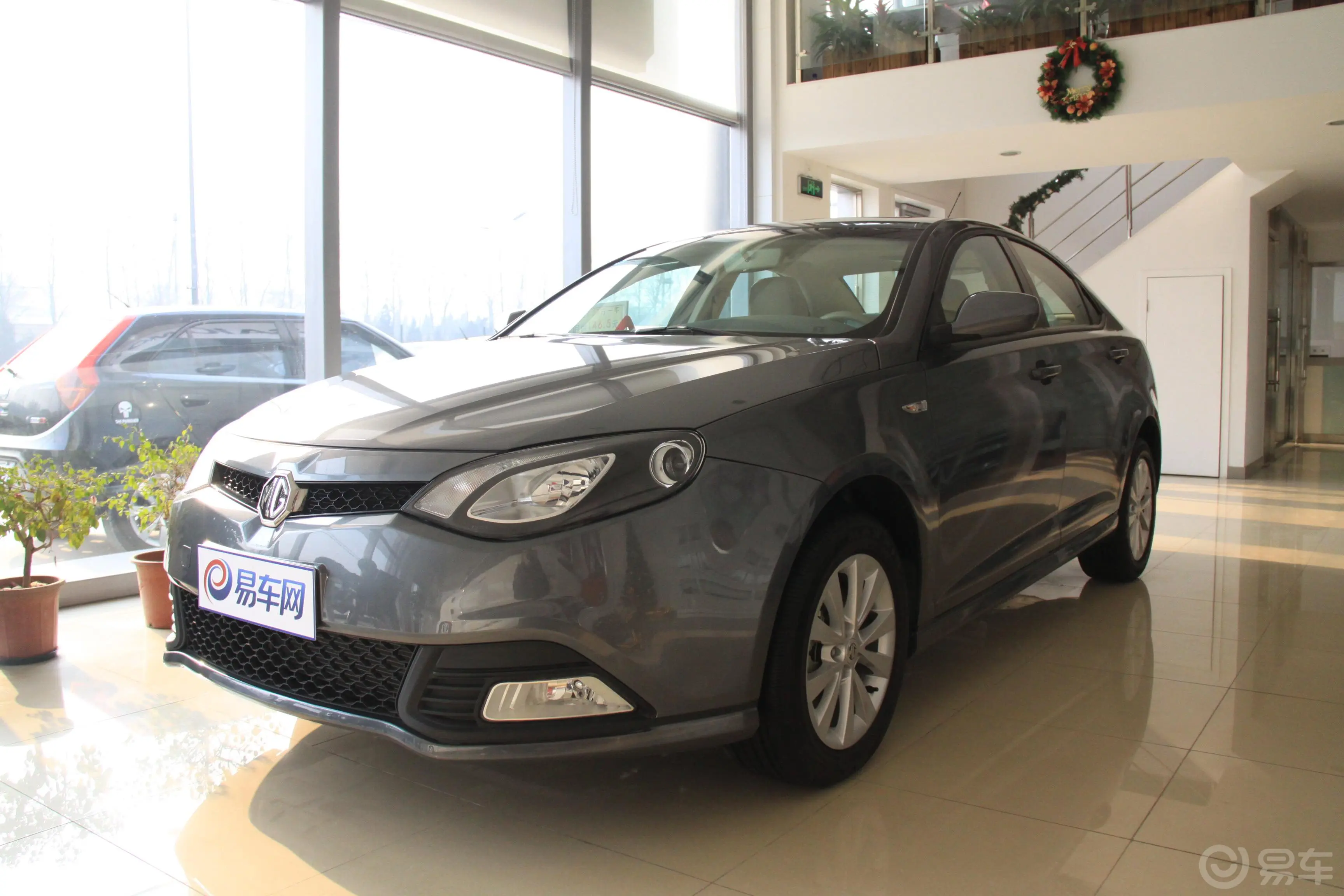 MG6三厢 Magnette 1.8DVVT 自动 精英版外观