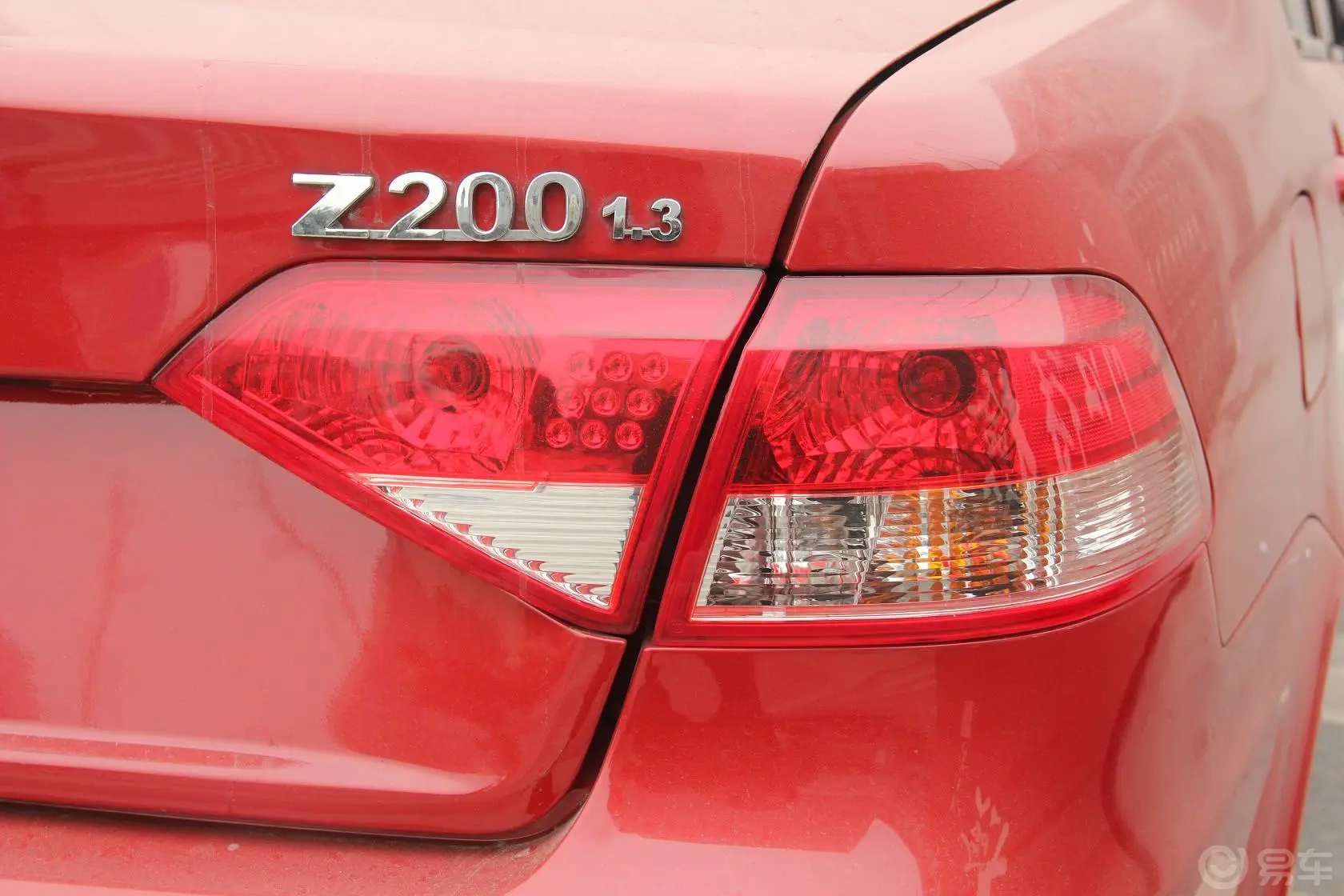 众泰Z2001.5L MT 精英型外观