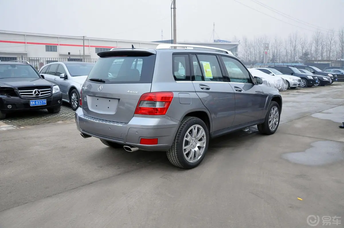 奔驰GLK级(进口)GLK 300 4MATIC 时尚型侧后45度车头向右水平