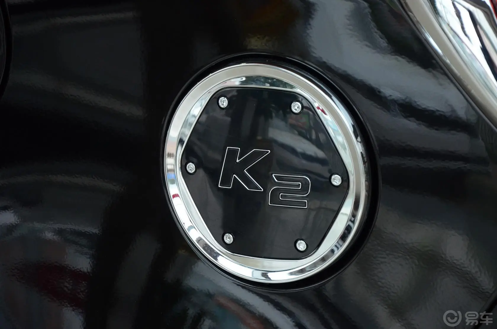 起亚K2两厢 1.6L 自动 Premium外观