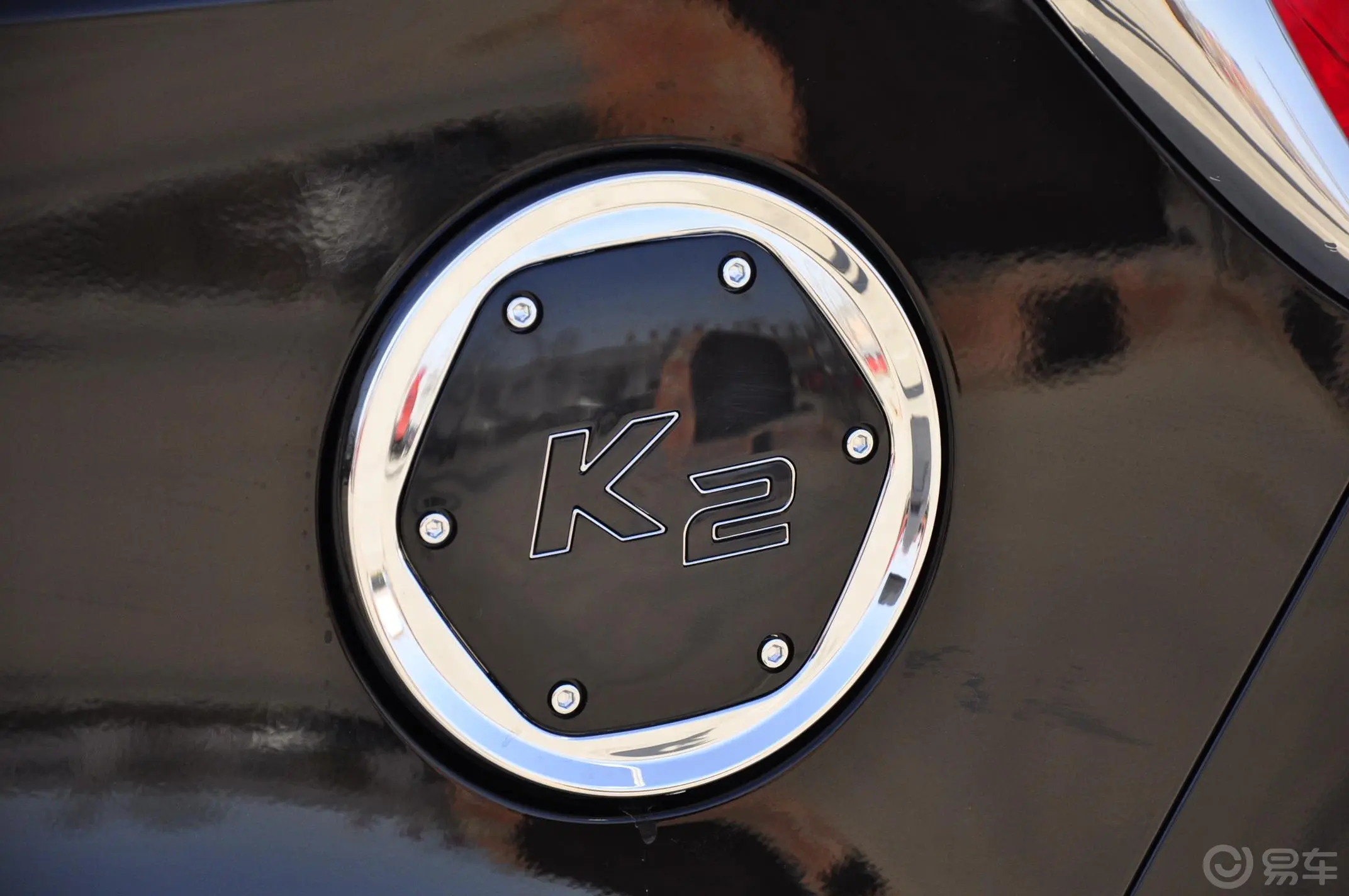 起亚K2两厢 1.6L 自动 Premium外观