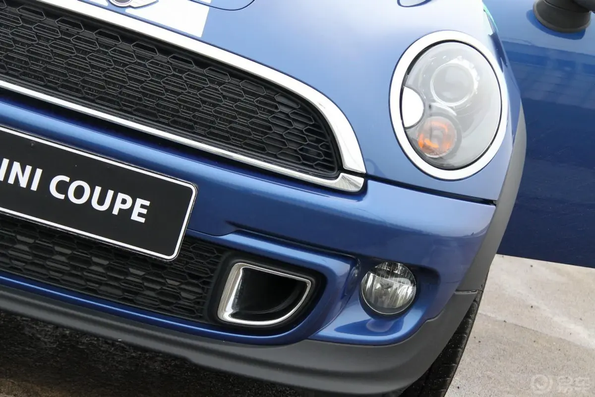 MINI COUPECOOPER S外观