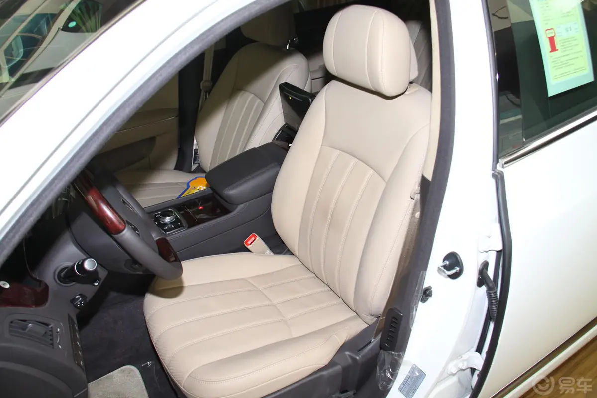 雅科仕3.8L 自动 GDI 尊享版驾驶员座椅