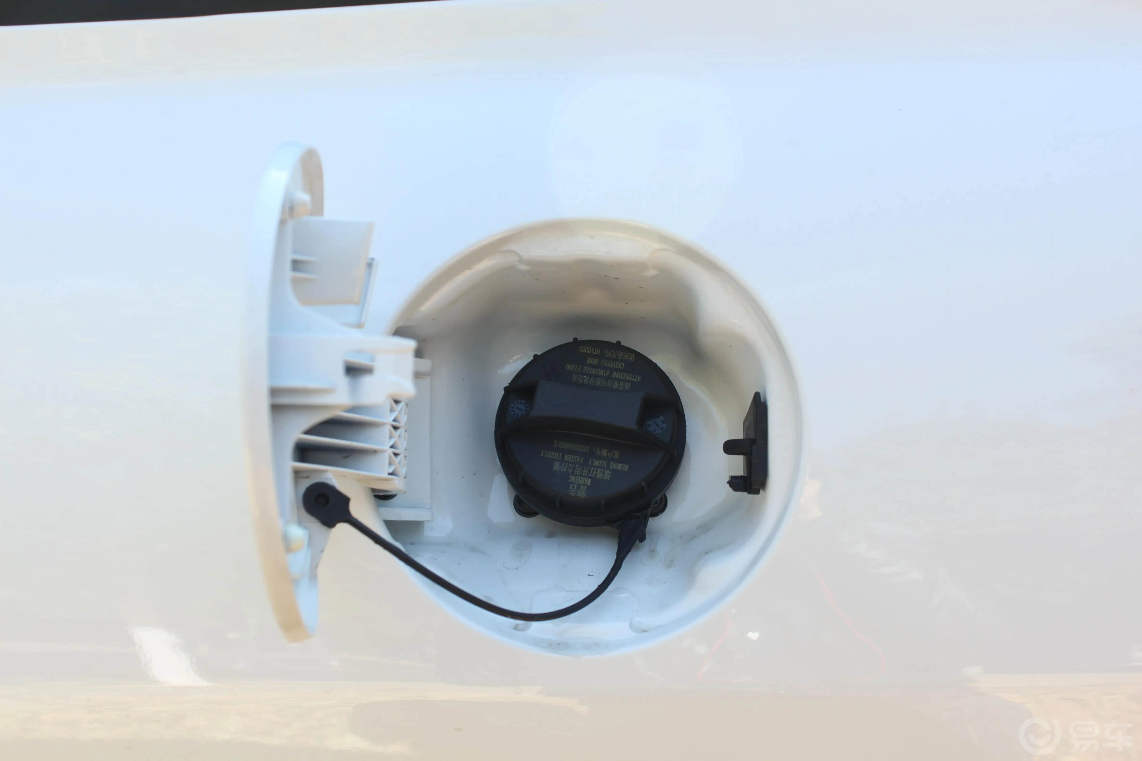 经典圣达菲2.0L 手动 舒适型 汽油油箱盖