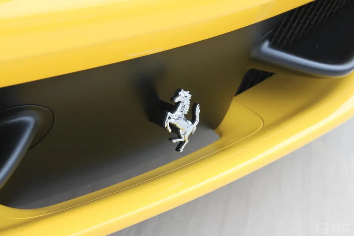 法拉利458Italia 4.5L 标准型外观